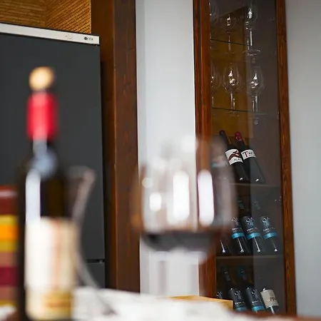 Apartment Infantes 28 *