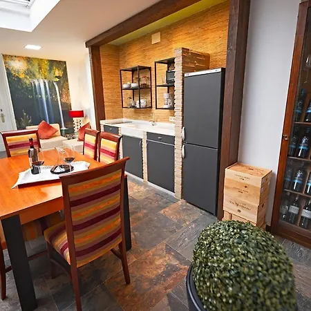 Infantes 28 * روندا