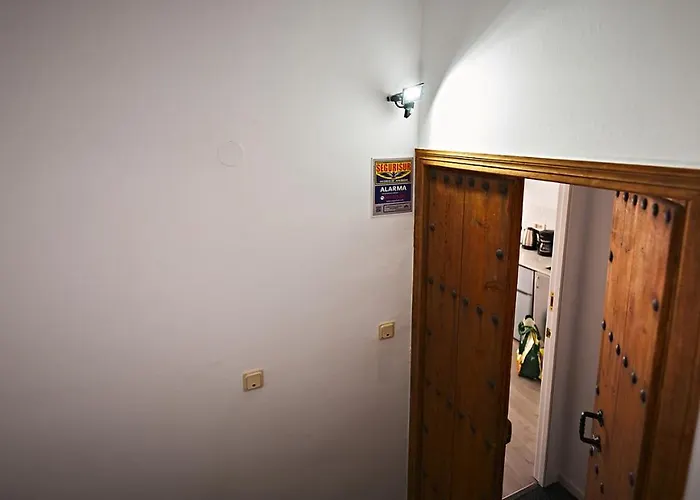 公寓 Infantes 28 *