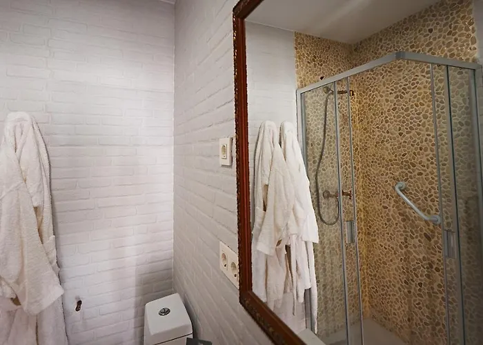 Апартаменты Infantes 28 *